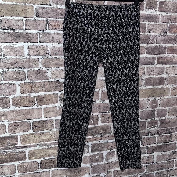 Counterparts Ankle Crop Pull-On Stretch Pants - Picture 6 of 7